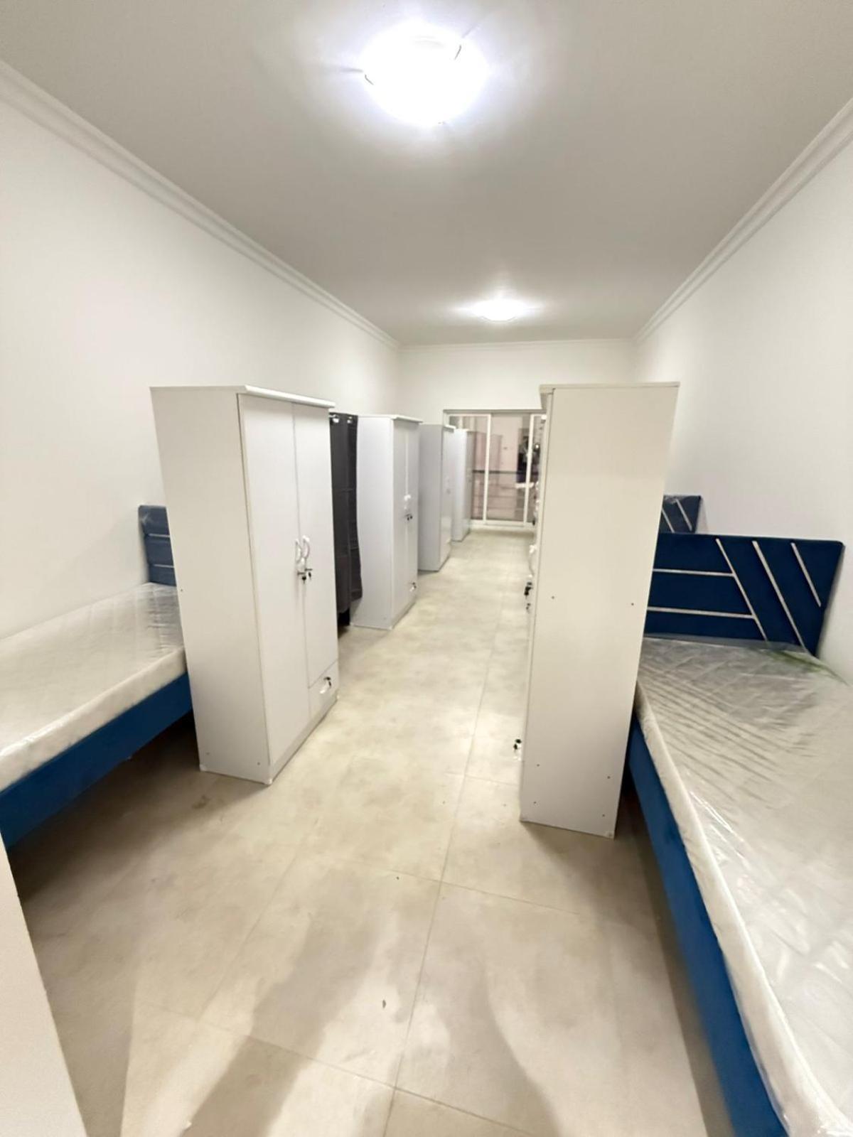 Backpackers Heaven ! 18 Beds In A 2 Bedroom Apartment In Front Of Union Metro Station Diera دبي المظهر الخارجي الصورة